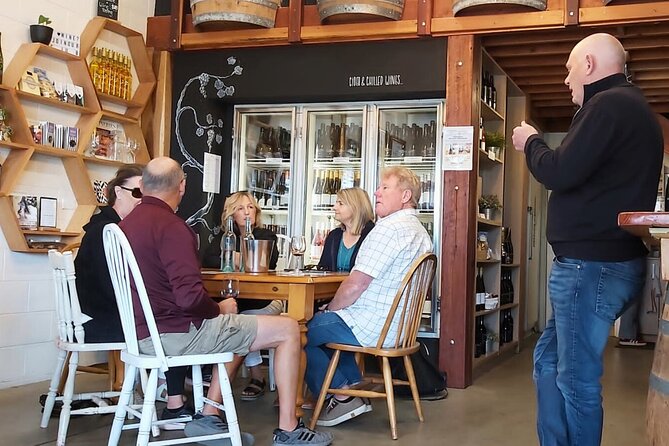 Explore Hahndorf & Barossa Valley (Including Lunch and Wineries)
