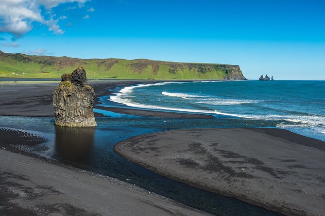 Explore the South Coast of Iceland Premium Tour 6 Persons Max
