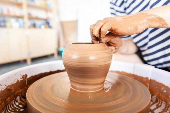 Family Pottery Class in Bronte Harbour, Oakville, Ontario