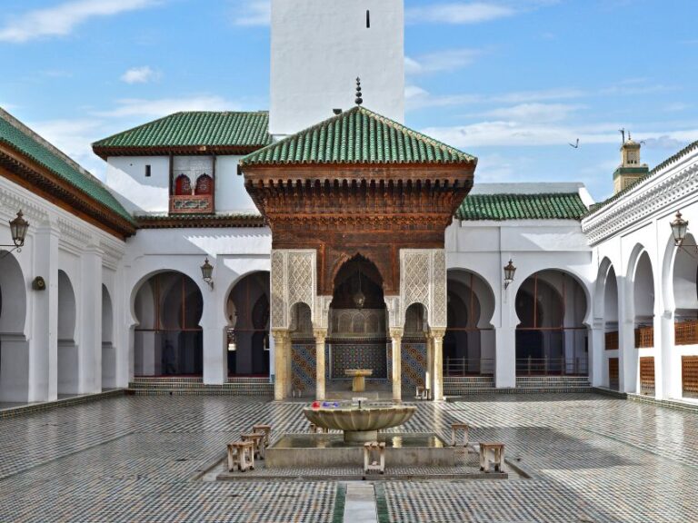 Fez Guided Tour With Lunch From Casablanca