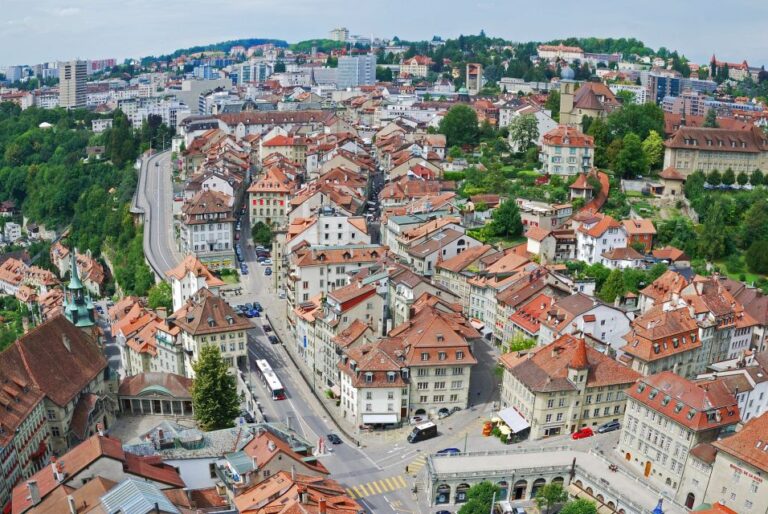 Fribourg – Old Town Historic Guided Tour