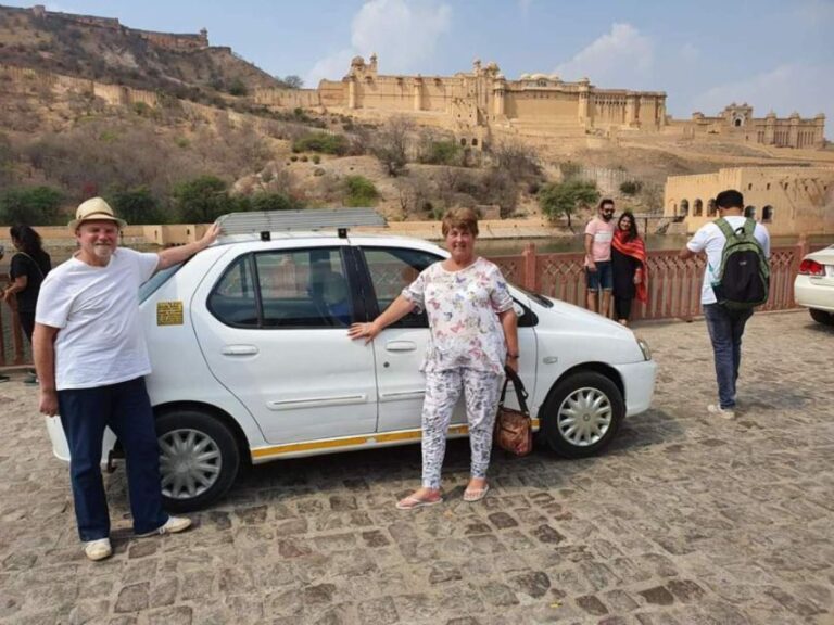 From Agra : Private Transfer From Agra To Delhi in AC Car