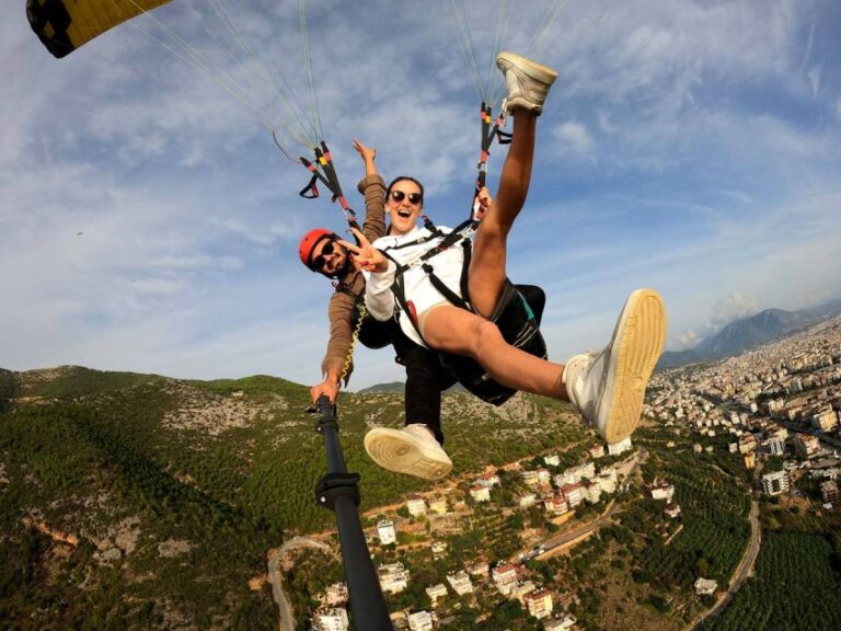 From Antalya: Alanya Paragliding Experience With Beach Visit