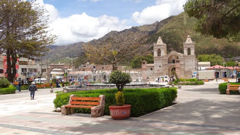From Arequipa: Tour Fantastic to Colca Canyon 2Days/1Night