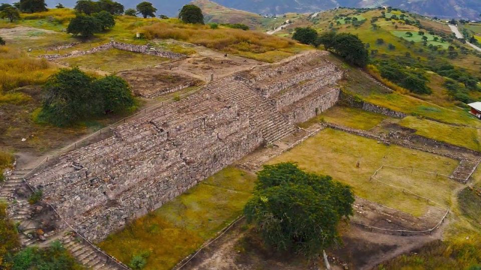 1 from cajamarca kunturwasi From Cajamarca: Kunturwasi