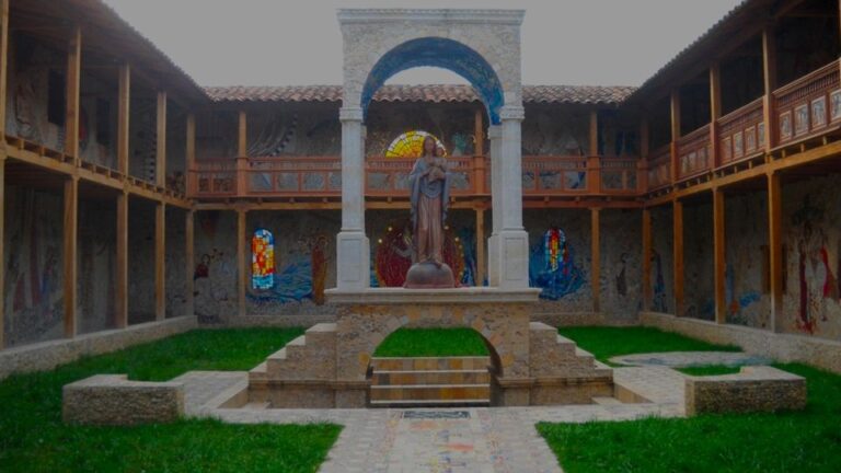From Cajamarca: Sanctuary of Chicken