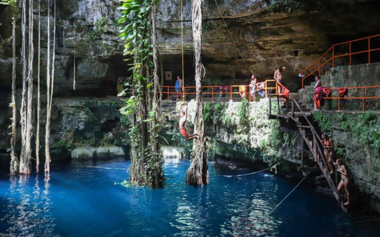 From Cancún: Chichen Itza, Valladolid, and Cenote Bus Tour