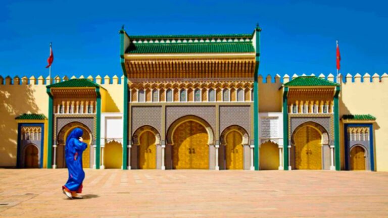 From Casablanca : 10 Day Highlights Morocco Tour via Desert