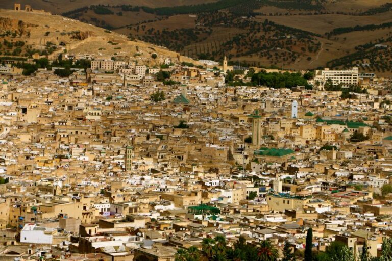 From Casablanca: 2-Day Private Tour of Fes and Meknes