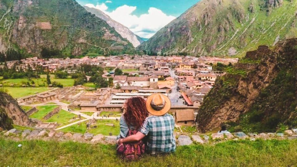 1 from cusco 2 day machu picchu and sacred valley tour From Cusco: 2-Day Machu Picchu and Sacred Valley Tour