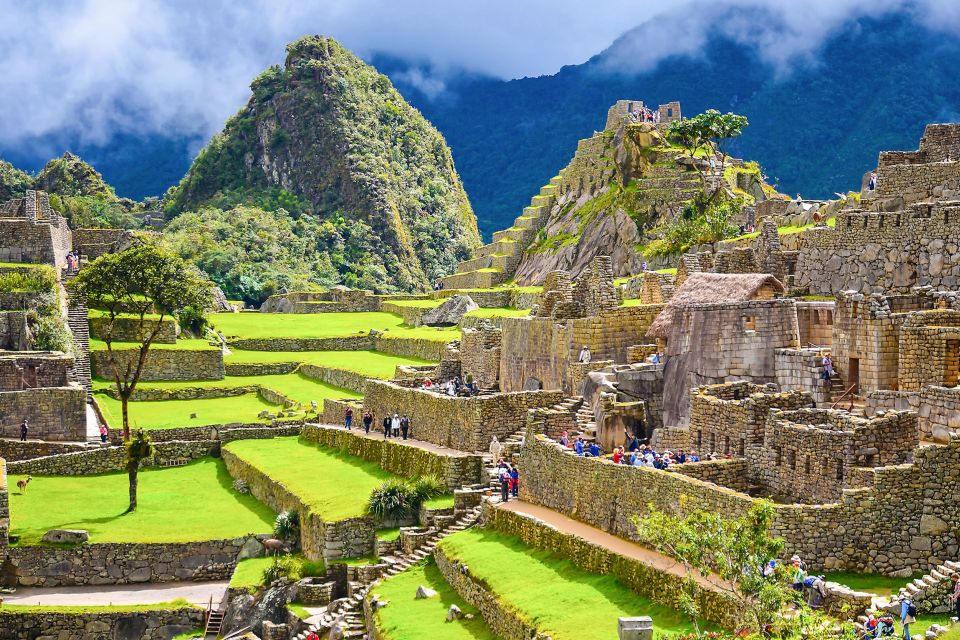 1 from cusco machu picchu and sacred valley 2 day tour From Cusco: Machu Picchu and Sacred Valley 2-Day Tour