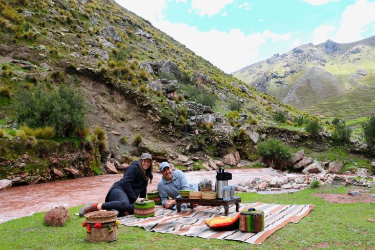 From Cusco: Palcoyo Tour and Picnic Private Tour