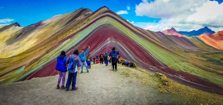 From Cusco: Rainbow Mountain Tour Travel Full Day