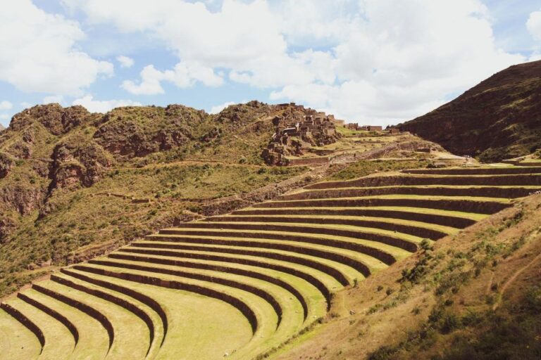 From Cusco: Sacred Valley Machupicchu Connection