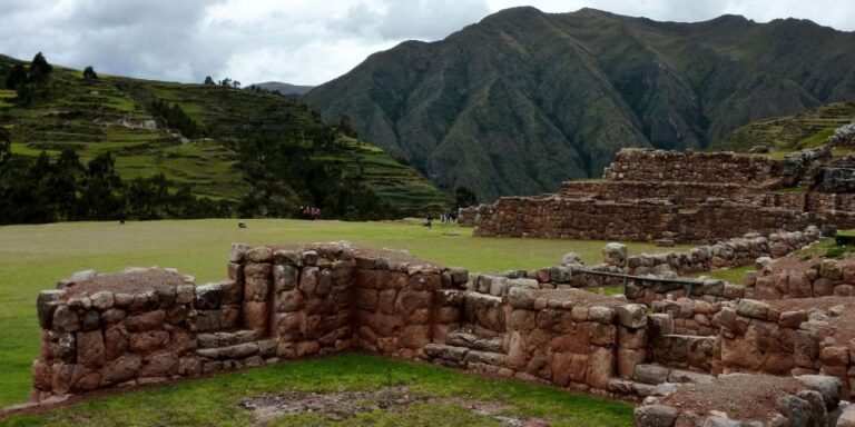 From Cusco Sacred Valley Maras and Machu Picchu 2 Days
