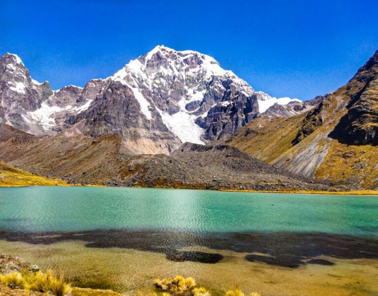 From Cusco: The Ausangate 7 Lakes Full-Day Hike