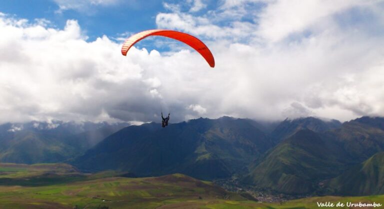 From Cusco: the Freedom of Sky Paragliding