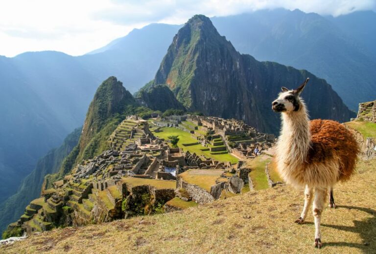From Cusco:Ausangate, Rainbow Mountain Machu Picchu 4 Days
