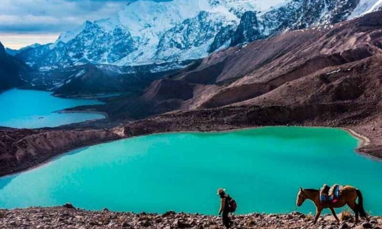 From Cuzco: Hike to Ausangate 7 Lakes in 1 Day