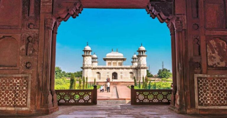 From Delhi: Day Trip to Taj Mahal, Agra Fort & Baby Taj