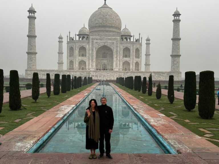 From Delhi: Private Taj Mahal, Agra Fort, and Baby Taj Tour