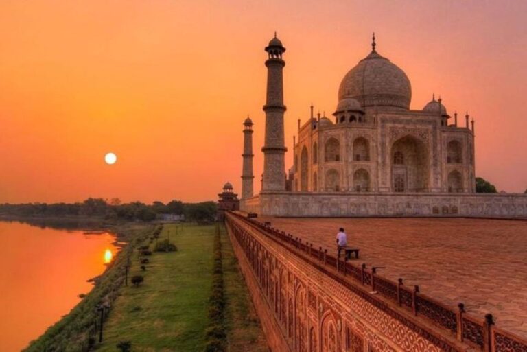 From Delhi:- Sunrise Taj Mahal & Agra Private Tour