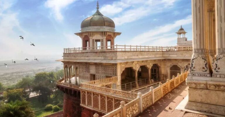From Delhi: Taj Mahal Overnight Tour By Private Car