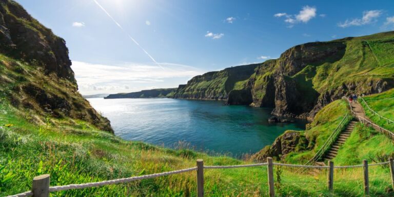 From Dublin: Guided Day Trip to Cliffs of Moher and Galway