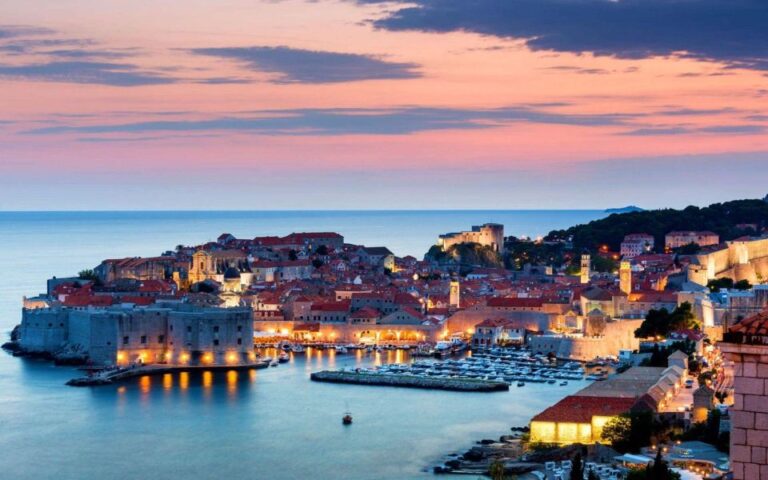 From Dubrovnik: Golden Hour Sunset Cruise With Free Drinks