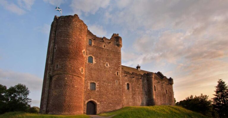 From Edinburgh: Outlander Adventure Day Tour With Entry