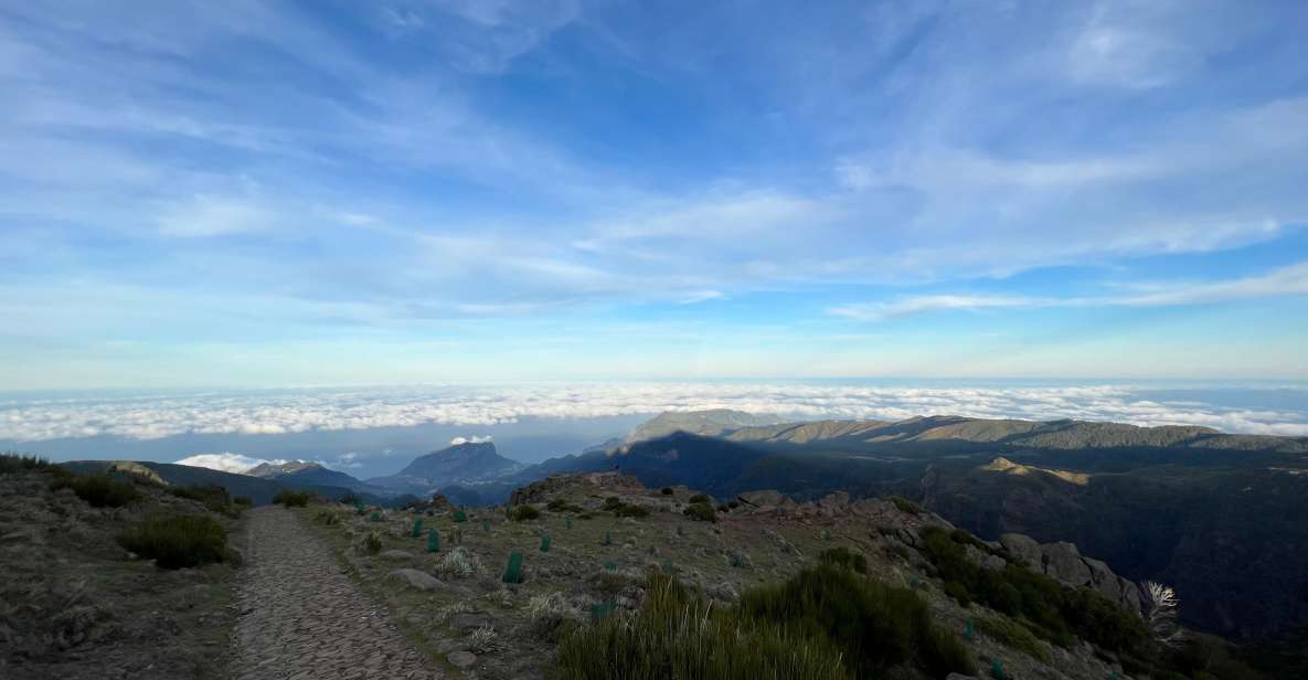 From Funchal: Transfer to Pico Do Arieiro / Pico Ruivo - Experience Highlights