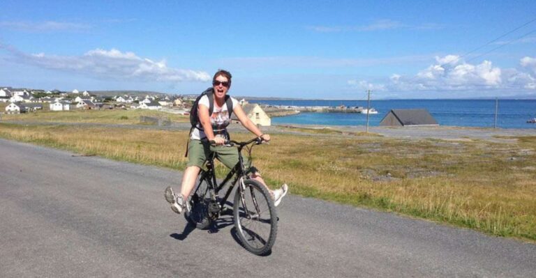 From Galway: Day Trip to Inisheer With Bike or Tractor Tour