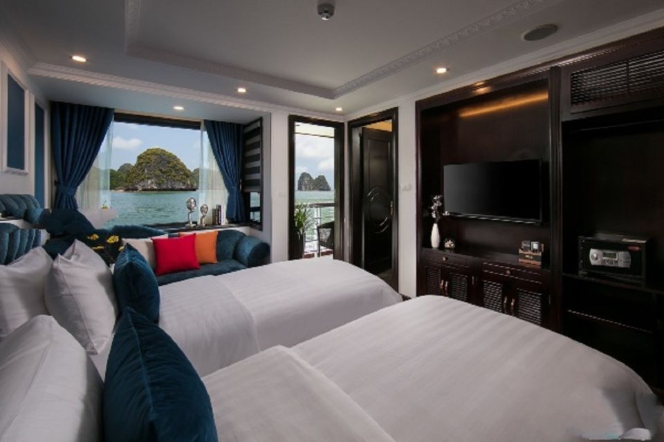 From Hanoi: 2-Day Luxury 5-Star Lan Ha Bay Cruise