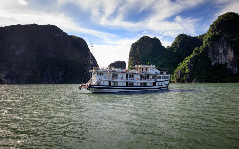 1 from hanoi halong bay 2 day guided boat cruise From Hanoi: Halong Bay 2-Day Guided Boat Cruise