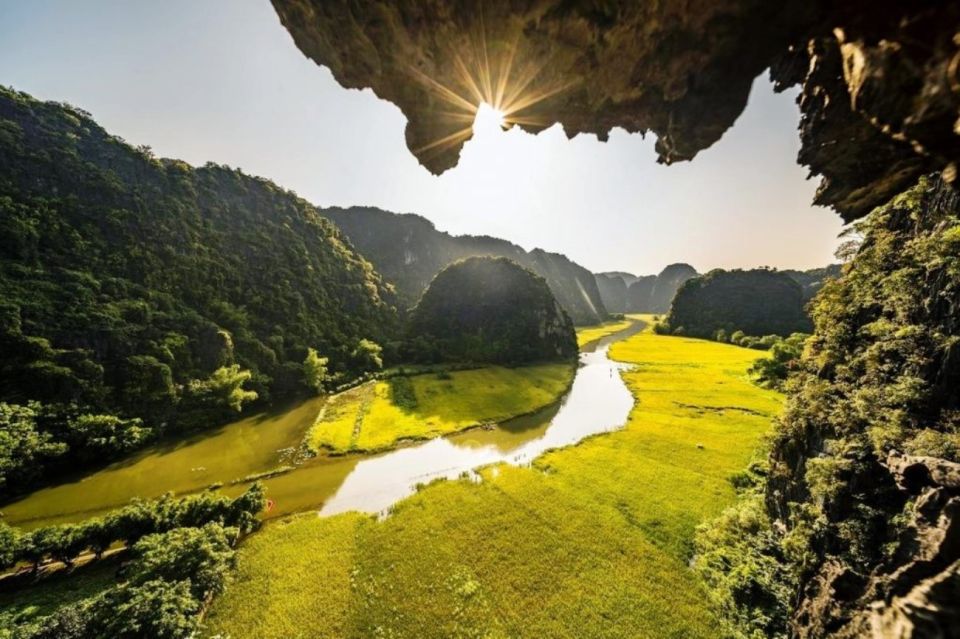 1 from hanoi mua cave tam coc full day tour From Hanoi: Mua Cave - Tam Coc Full Day Tour