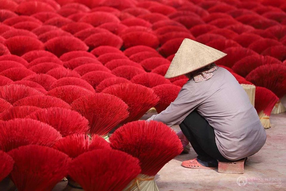 1 from hanoi quang phu cau incense village perfume pagoda From Hanoi: Quang Phu Cau Incense Village & Perfume Pagoda