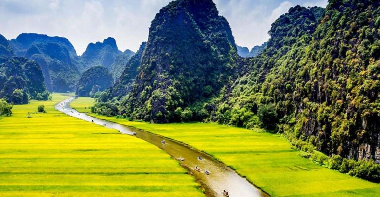 From Hanoi: Tam Coc and Hoa Lu Full-Day Trip With Boat Ride