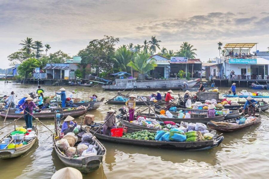 From HCM: 3-Days Mekong, Floating Market & City Tour by Jeep