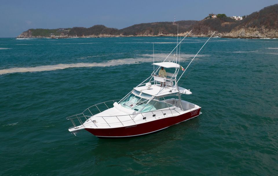 1 from huatulco luxury yacht sportfishing From Huatulco: Luxury Yacht Sportfishing