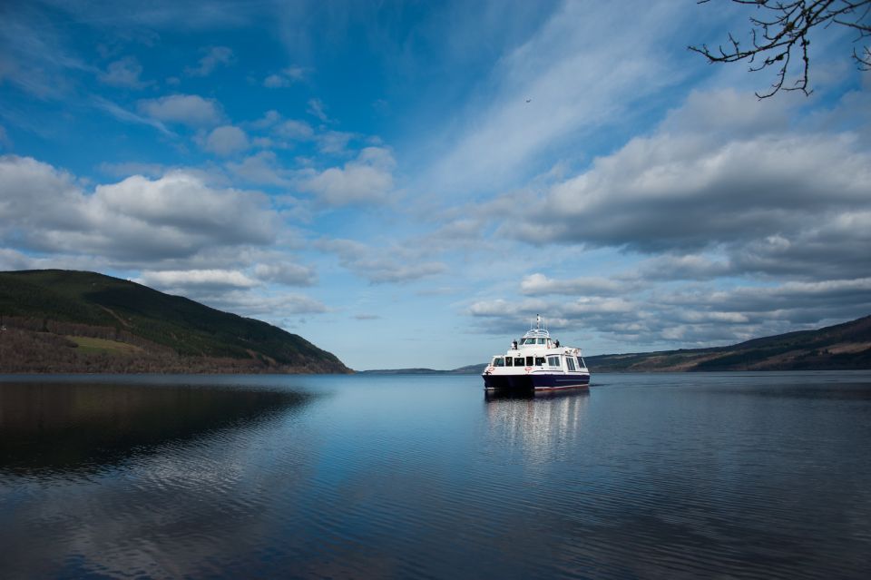 From Inverness: Loch Ness Cruise And Urquhart Castle