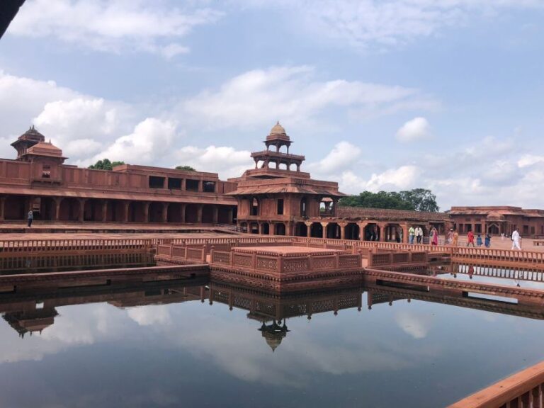 From Jaipur : Same Day Taj Mahal Agra & Fatehpur Tour By Car
