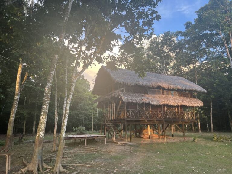 From Leticia: Amazon & Tarapoto Lake Private Overnight Tour
