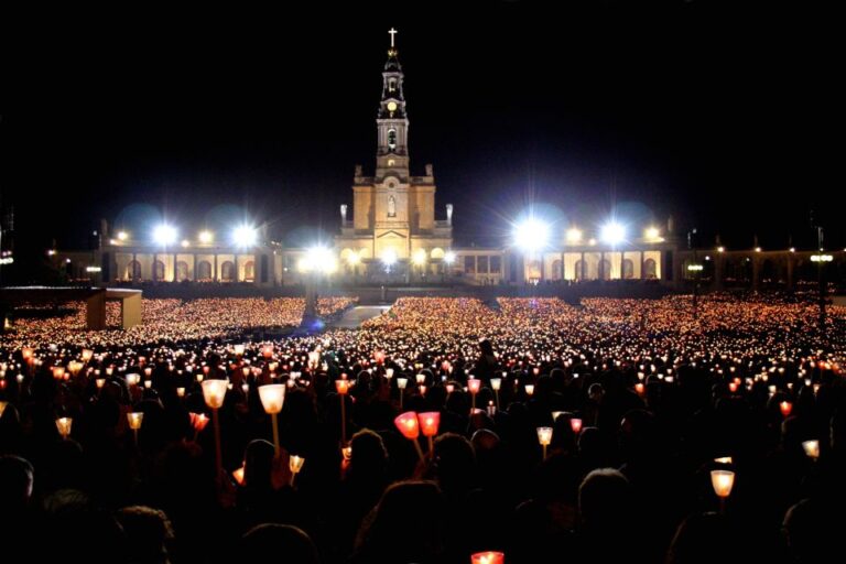 From Lisbon: Half-Day Fátima W/ Optional Candle Procession