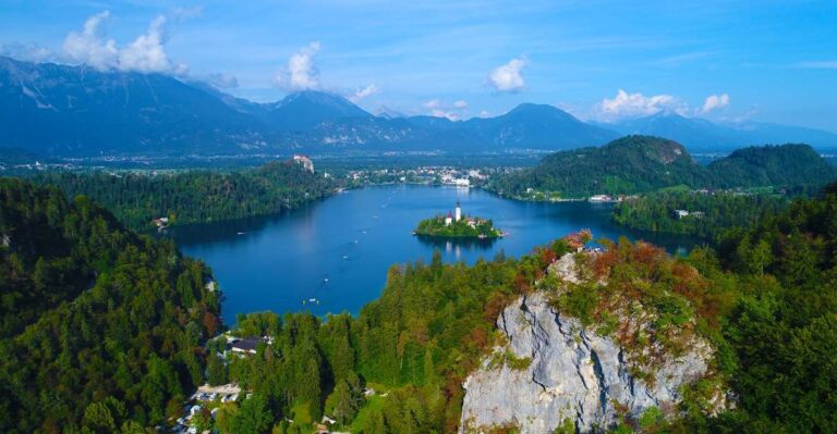From Ljubljana: Lake Bled Boat Ride & Castle Guided Day Trip