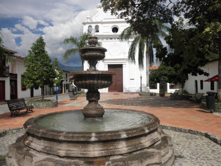 From Medellin: Full-Day Santa Fe De Antioquia Tour