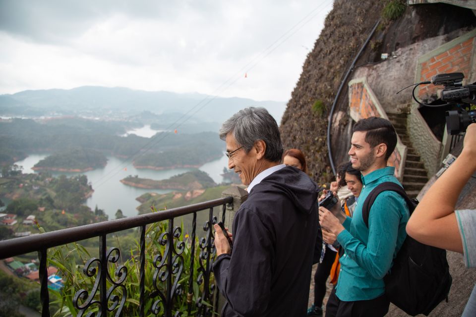 1 from medellin guatape and piedra del penol guided tour From Medellín: Guatapé and Piedra Del Peñol Guided Tour