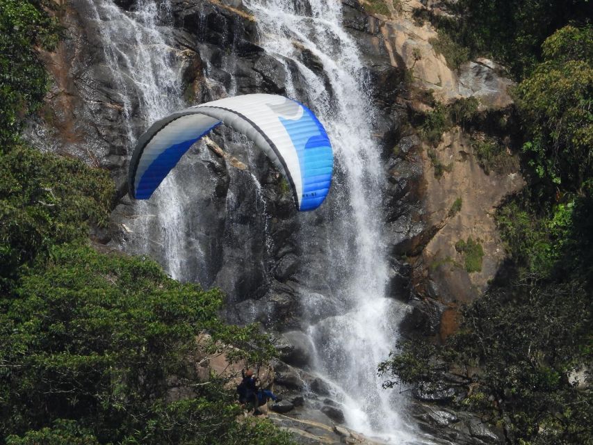 1 from medellin paragliding flight and guatape tour From Medellín: Paragliding Flight and Guatape Tour