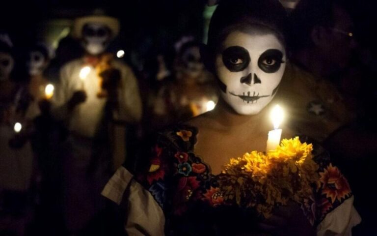 From Mexico City: Day of the Dead Tour in San Andres Míxquic