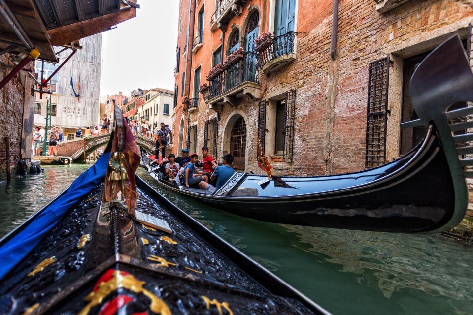 From Pula: Venice Boat Trip With Day or One-Way Option