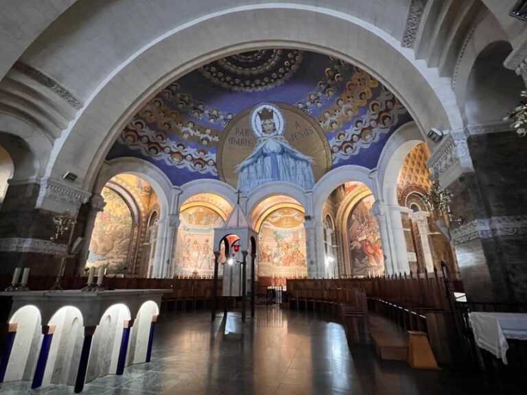 From San Sebastián: Sanctuary of Lourdes Private Day Trip